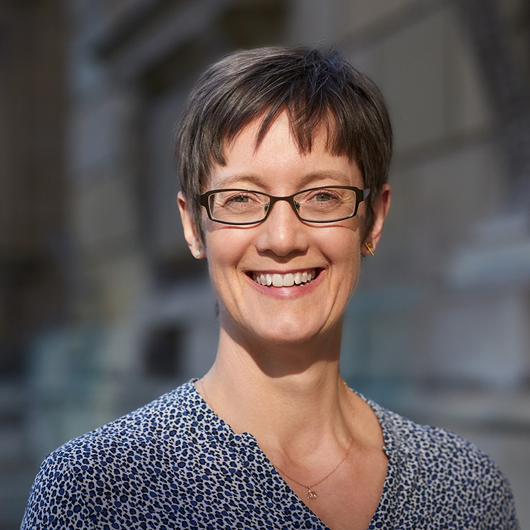 Portrait Annika Gehrmann – Leitung münchner frauenforum